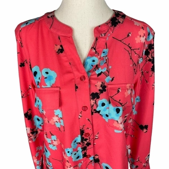 D & CO Coral Floral Long Sleeve Button Up Top - Picture 2 of 7